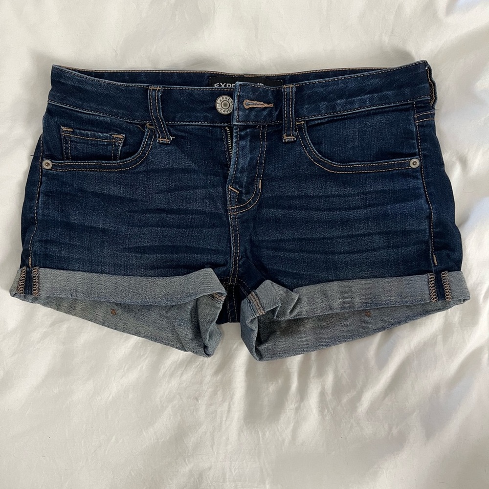 Express blue denim shorts, size 00